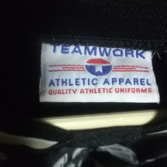 Basketball Jersey - Picture 3 of 3